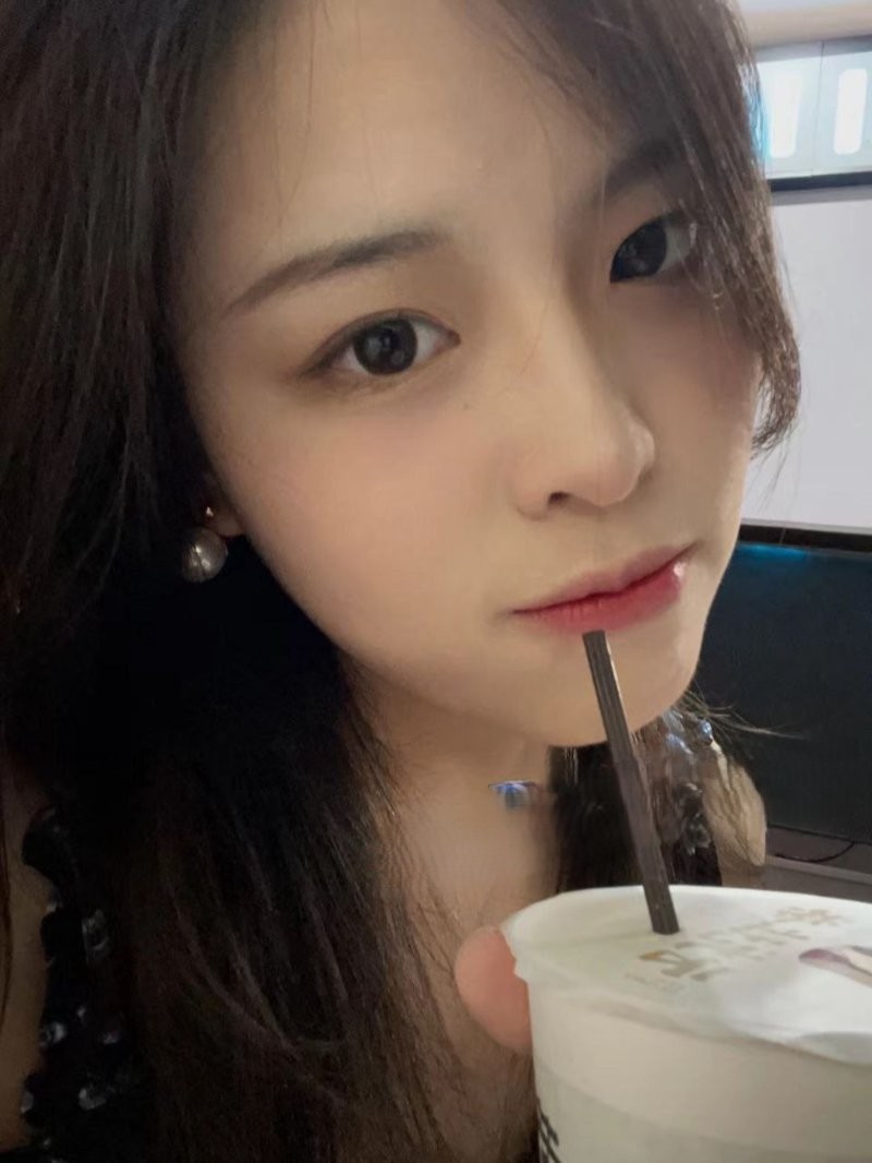 青岛大学研究生情侣私密性爱视频意外流出 跪地撅屁股掰开骚逼口交鸡巴 像母狗一样哀求被抽插到高潮 火辣玩法全曝光 - 18禁